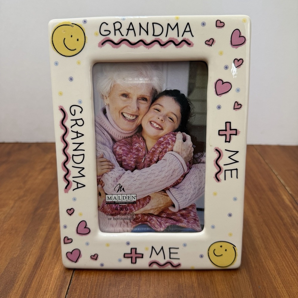 Vintage 2005 Ceramic "Grandma + Me" Picture Frame 4x6 Collectible
